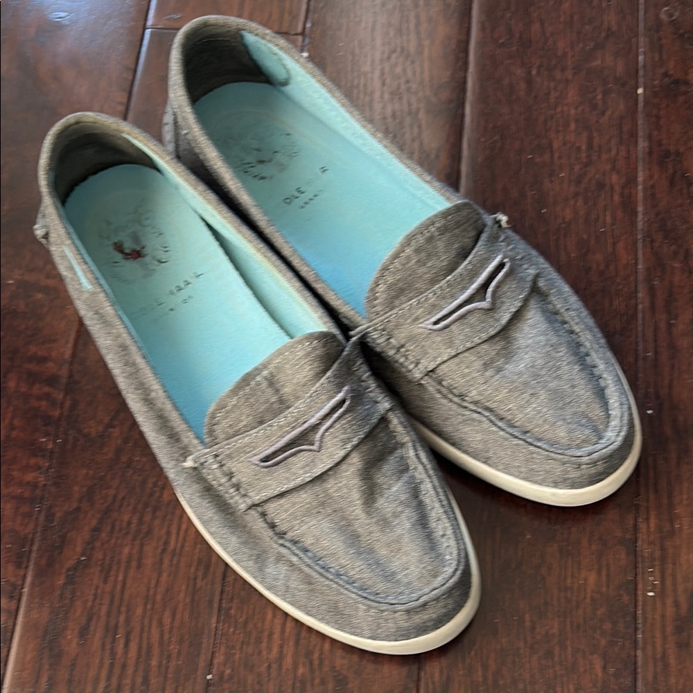 Cole Haan Grand OS Blue/Gray Classic Penny Loafer Design